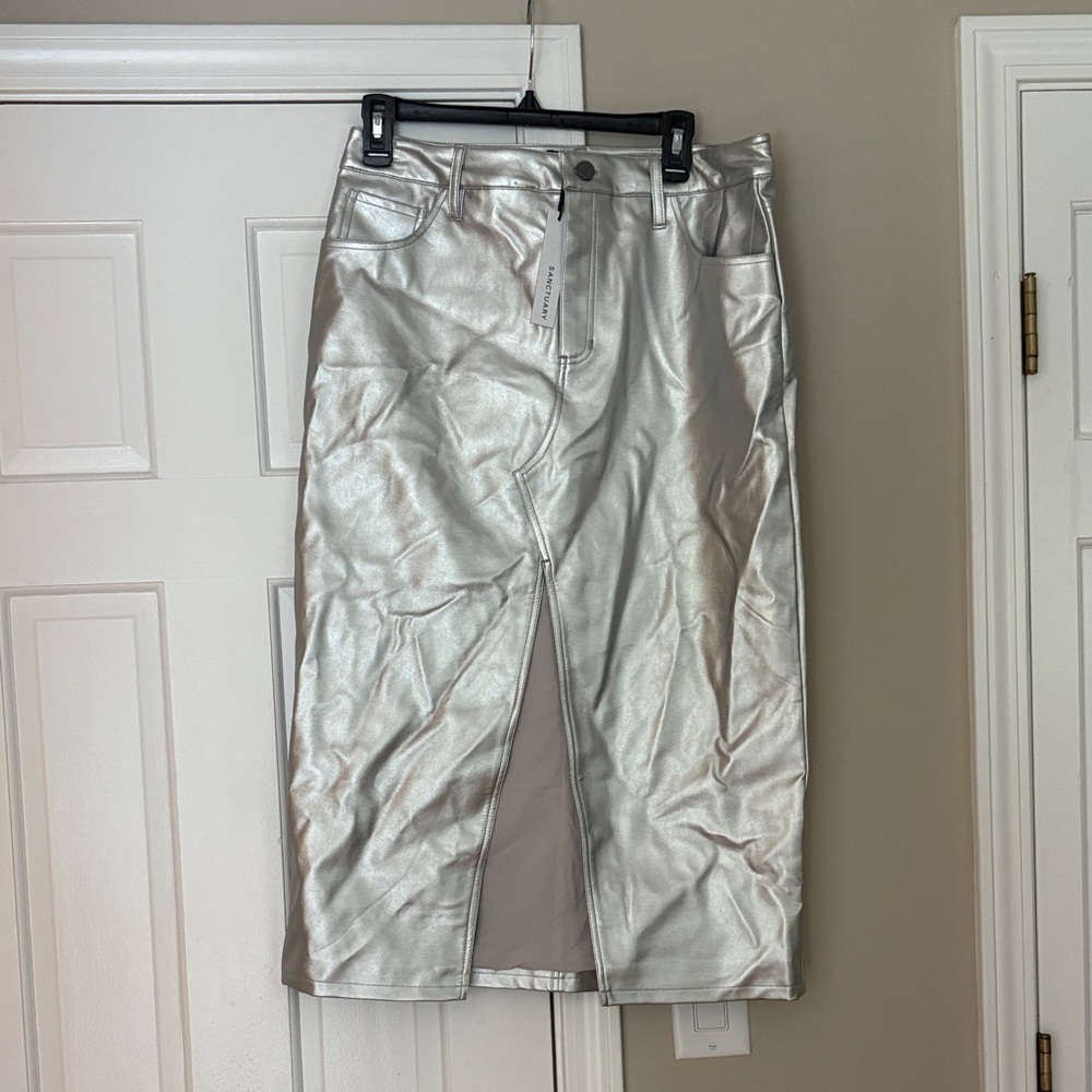 Sanctuary Shimmering Silver Skirt - Picture 6 of 9